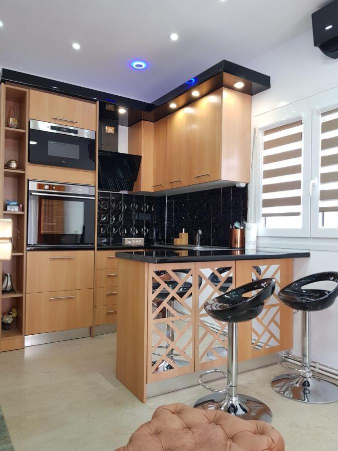 Apartamento Perea 5 Star Peraía Exterior foto